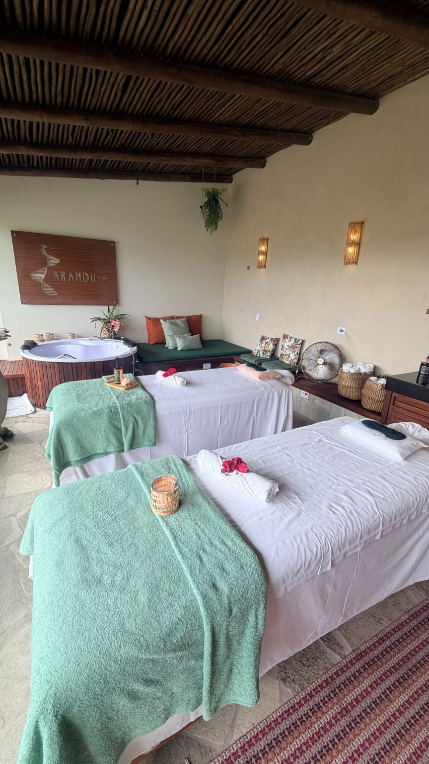 Sala do Arandu SPA preparada para atendimento simultâneo